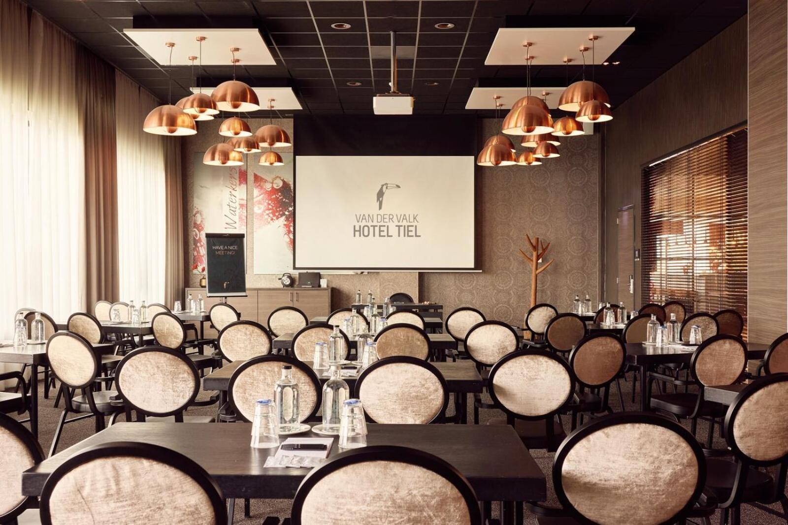 Van Der Valk Hotel Тіл Екстер'єр фото